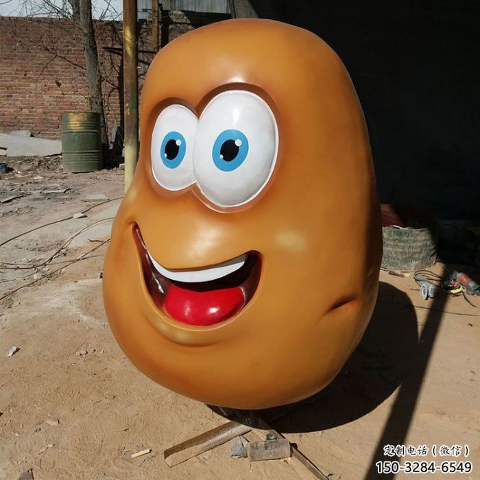 土豆雕塑廠家，卡通公仔擺件，玻璃鋼土豆娃娃雕塑