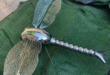 蜻蜓雕塑廠家，昆蟲仿真動物擺件，廣場公園雕塑