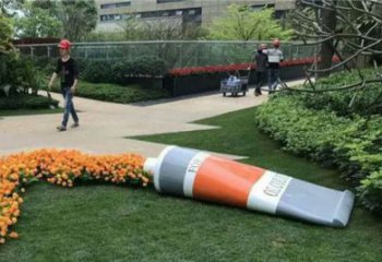創意牙膏雕塑 公園牙膏雕塑 彩繪雕塑擺件