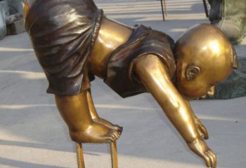 商業街小孩子雕塑供應商 烤漆玩耍雕塑 彩繪童趣雕塑