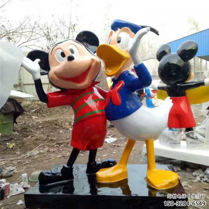 大型唐老鴨雕塑產品 鍛造發光卡通雕塑 房地產動漫雕塑