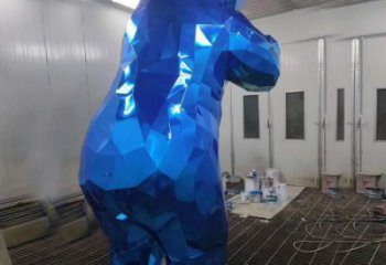 售樓部狗熊雕塑，烤漆動(dòng)物雕塑，彩繪題材