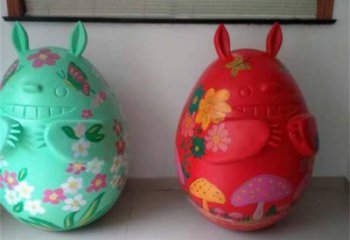 步行街龍貓雕塑，卡通彩繪雕塑，動漫方式