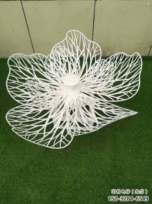 蚌埠梨花雕塑供應，城市裝飾，鏤空梨花雕塑廠家優(yōu)選