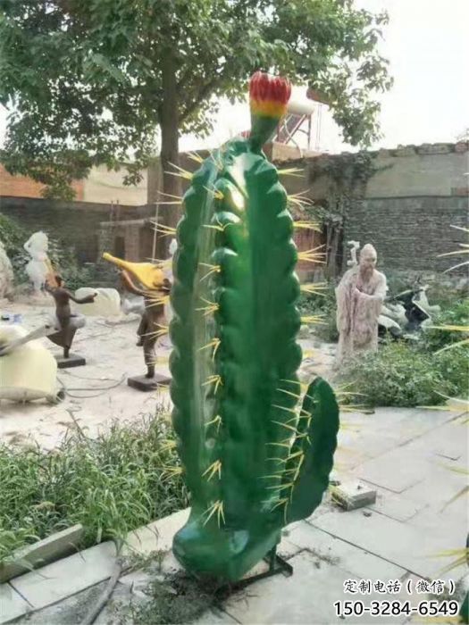 伊犁庭院仙人球雕塑