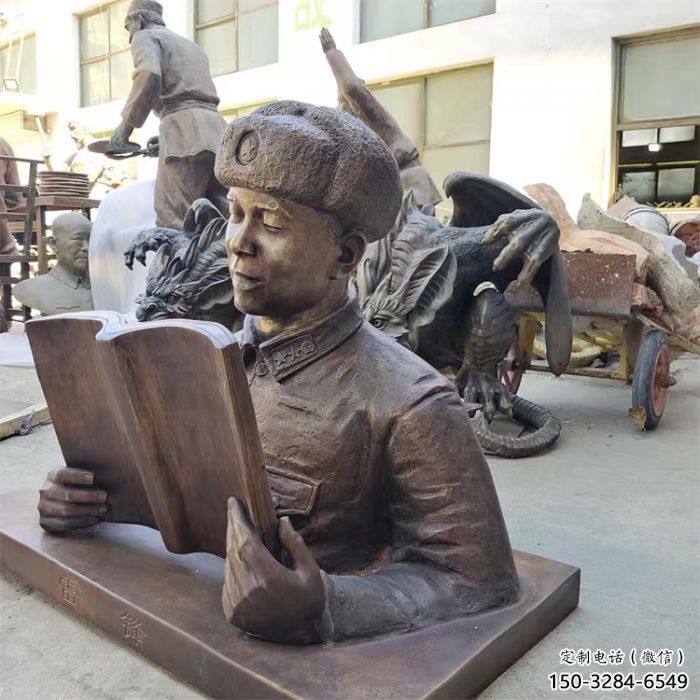 克孜勒蘇柯公園雷鋒雕塑