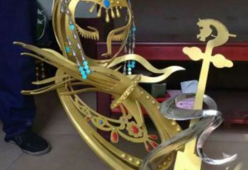 克拉瑪依公園臉譜雕塑